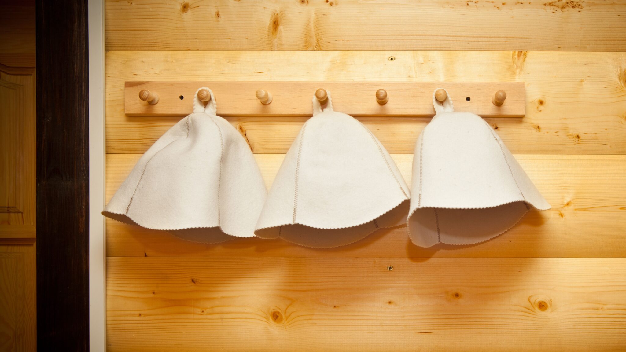 Sauna Hats: the ultimate guide to heat-proofing your head – Sauna Edge